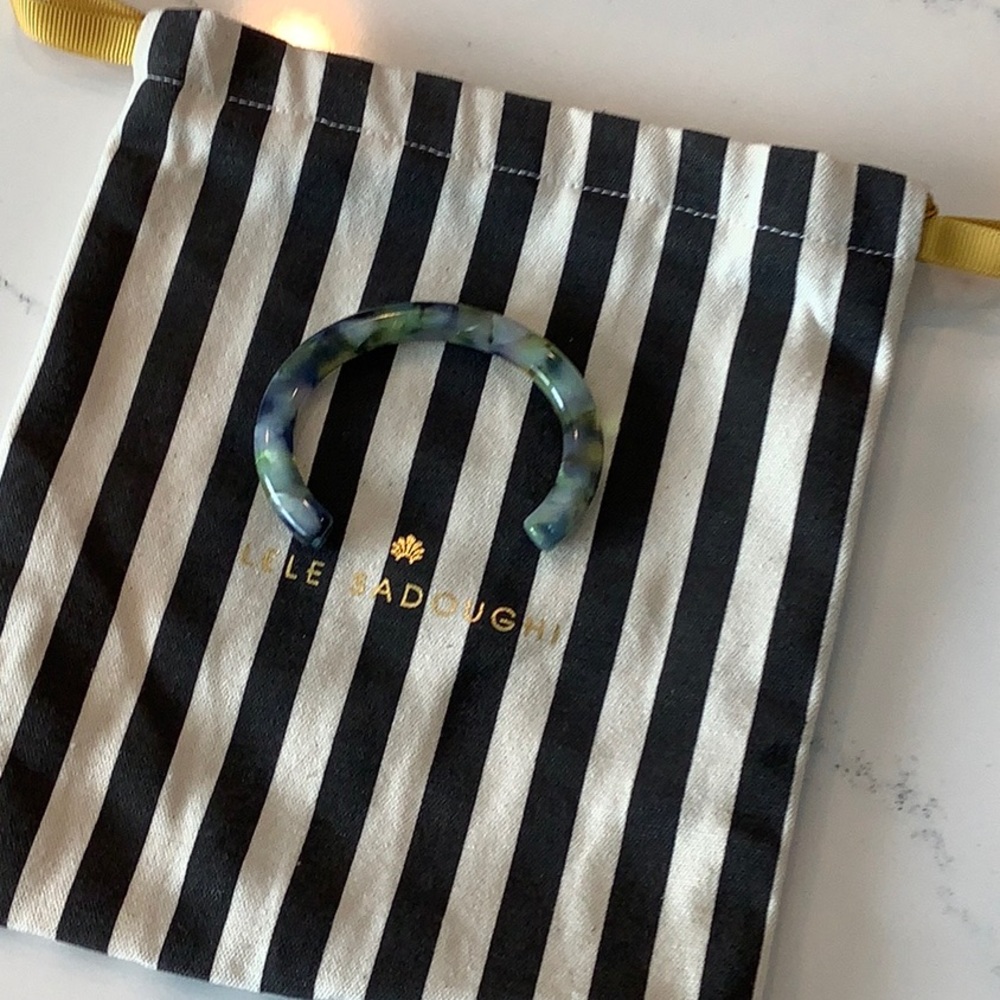 Lele Sadoughi - slim acrylic cuff